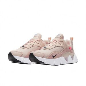 NIKE Women's Ryz 365 II. Size 11. Orange Pearl.